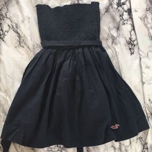 Cute navy blue sundress!